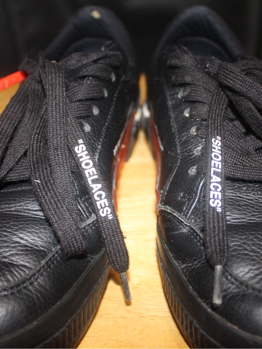 Off-White Black Leather Low-Top Sneakers with White Arrow & Striped Midsole - Picture 9 of 11